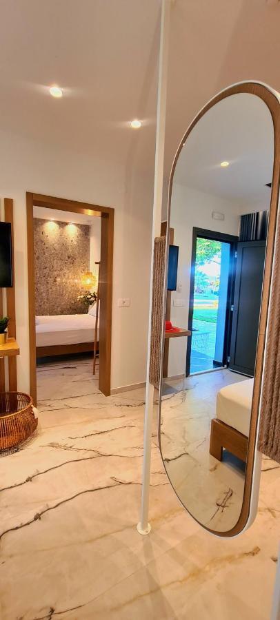 Costa Anastasia_Sea View Suites Vrasná Eksteriør billede