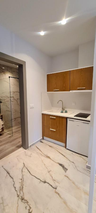 Costa Anastasia_Sea View Suites Vrasná Eksteriør billede