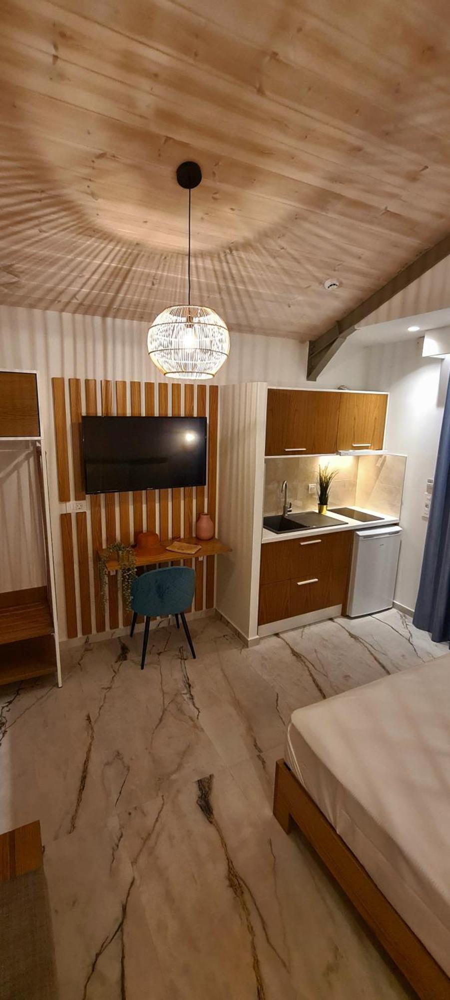 Costa Anastasia_Sea View Suites Vrasná Værelse billede