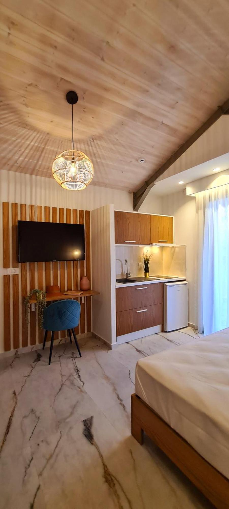 Costa Anastasia_Sea View Suites Vrasná Værelse billede